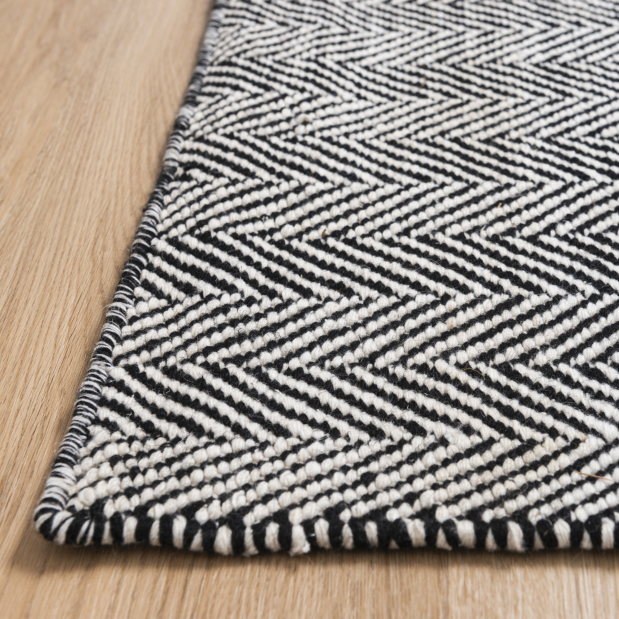 PET Yarn Kilim Rug "Flinders Herringbone" - FLINDRSHRB