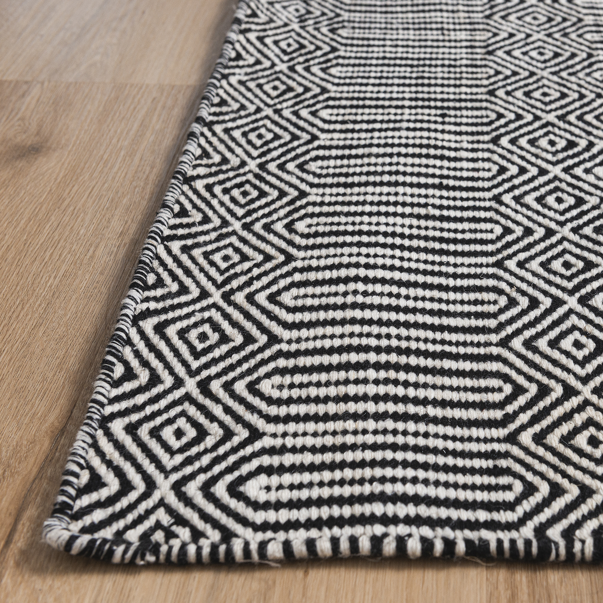 PET Yarn Kilim Rug "Flinders Honeycomb" - FLINDRSHNC