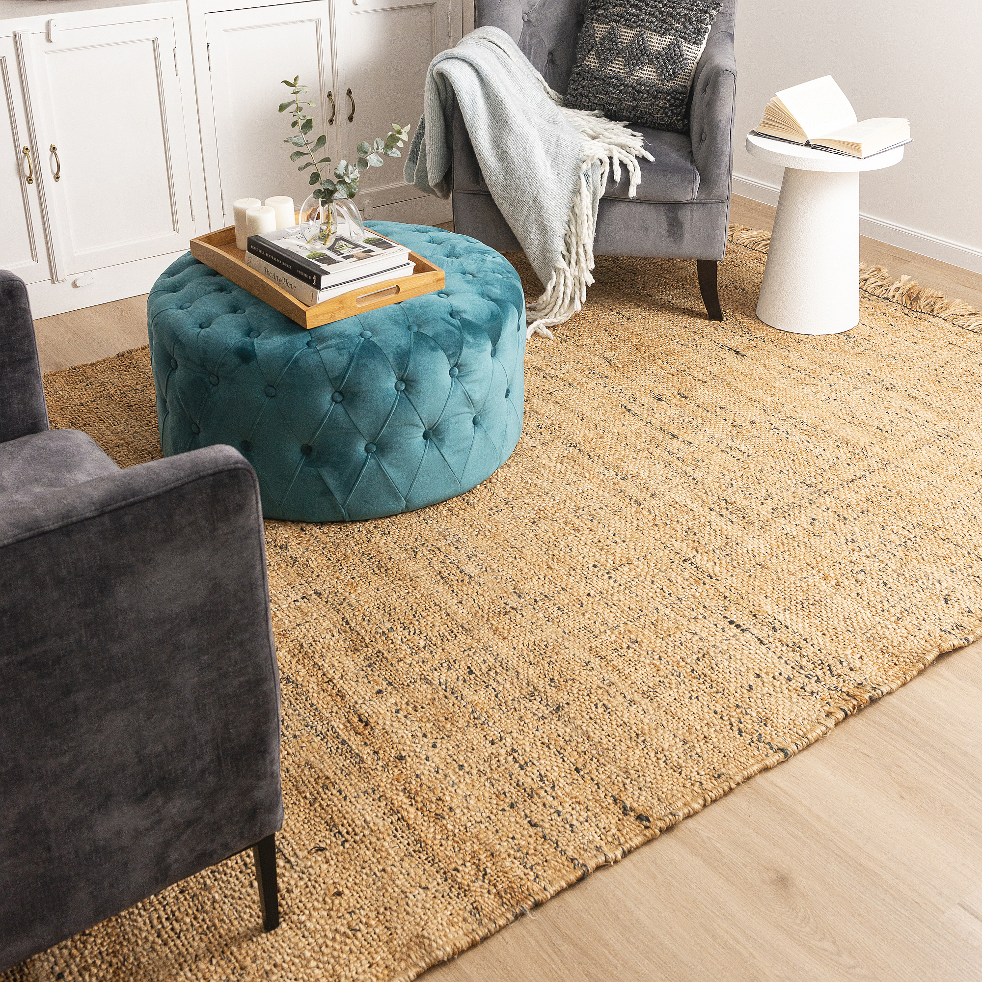 Jute Flatweave Handwoven Rug  With Fringe - RIHWJNAT