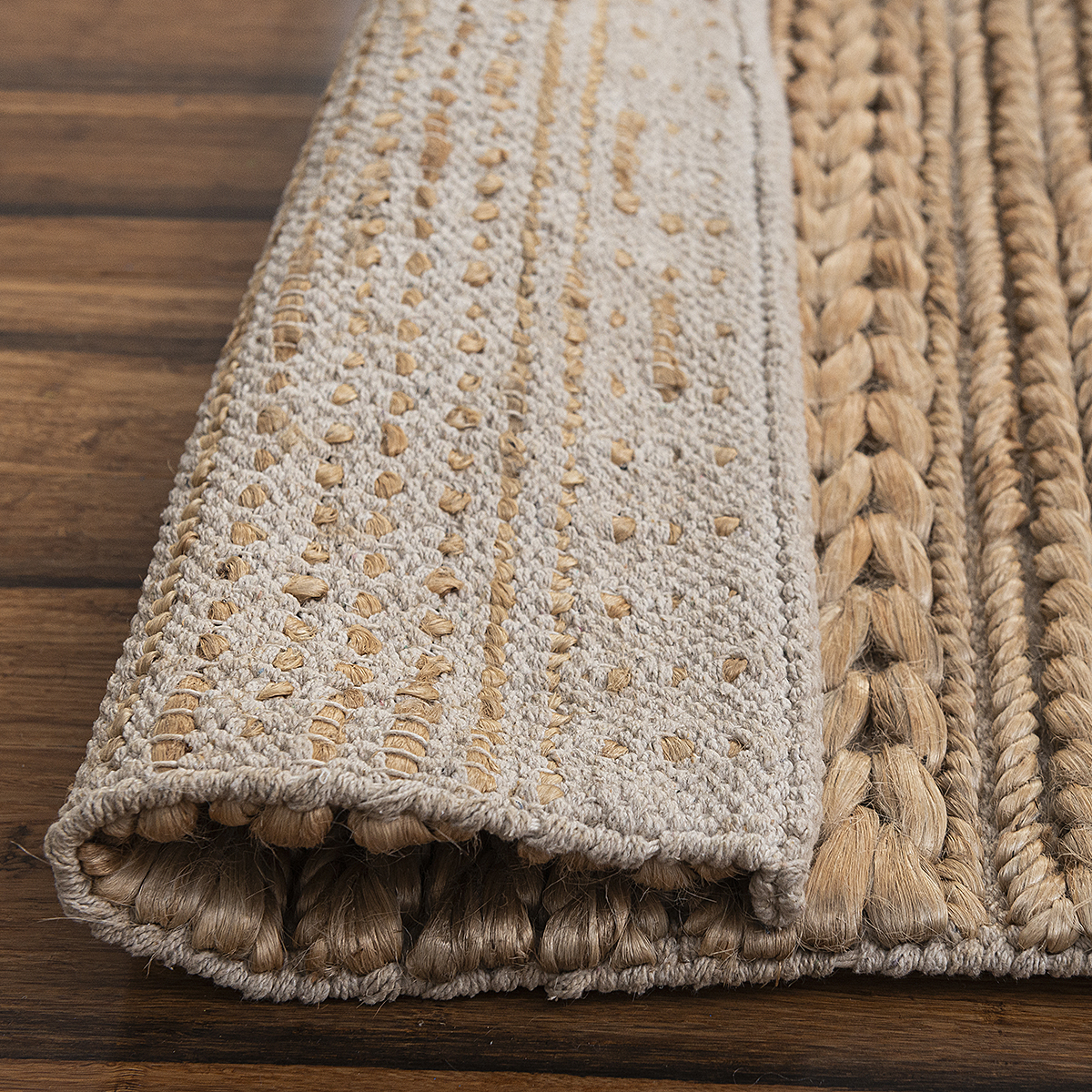 Chunky 100% Hand Made Jute Rug - Pelikan Natural - MCCPELIKNAT