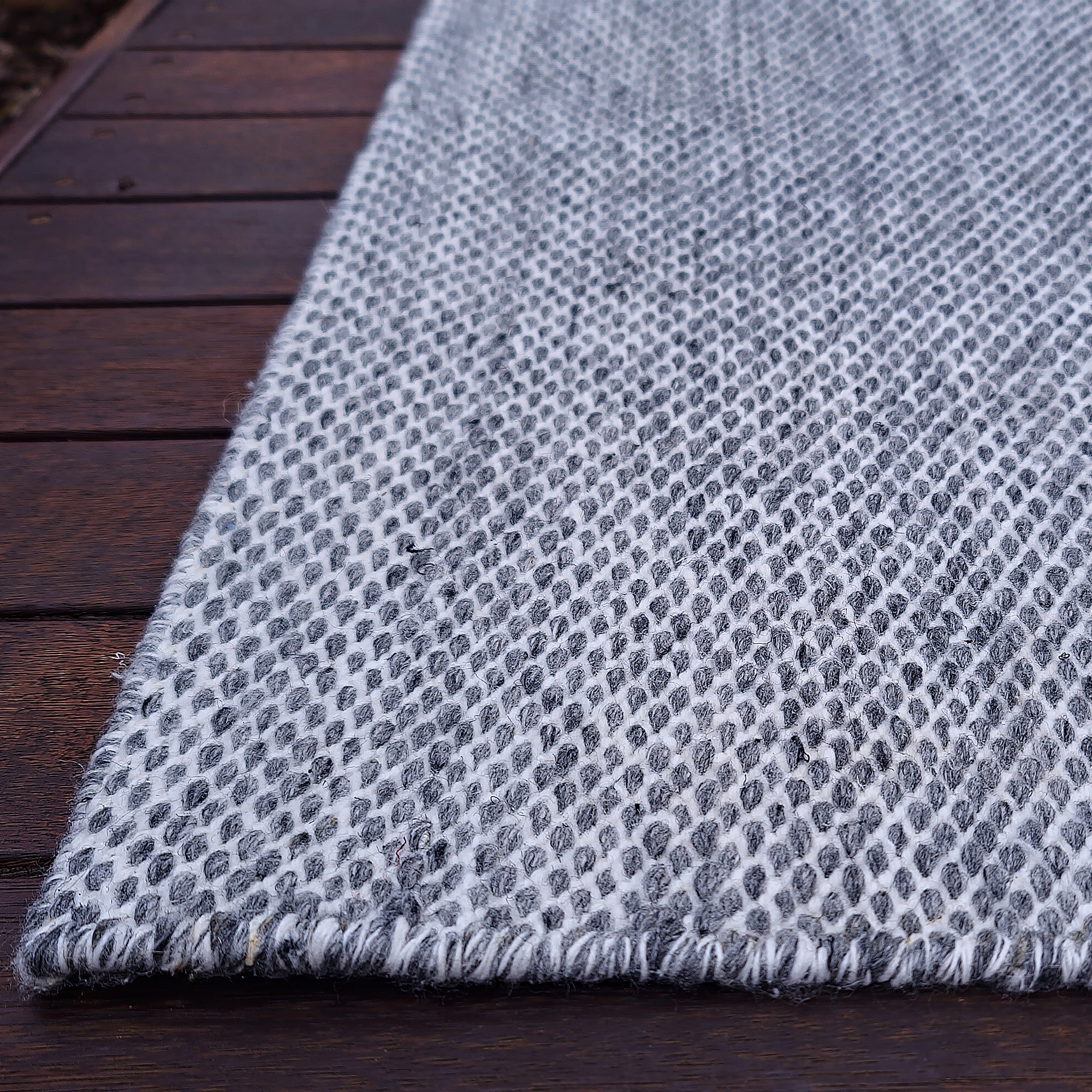 Hand Made PET Yarn Rug "Rain Grey" - RERAINGRY