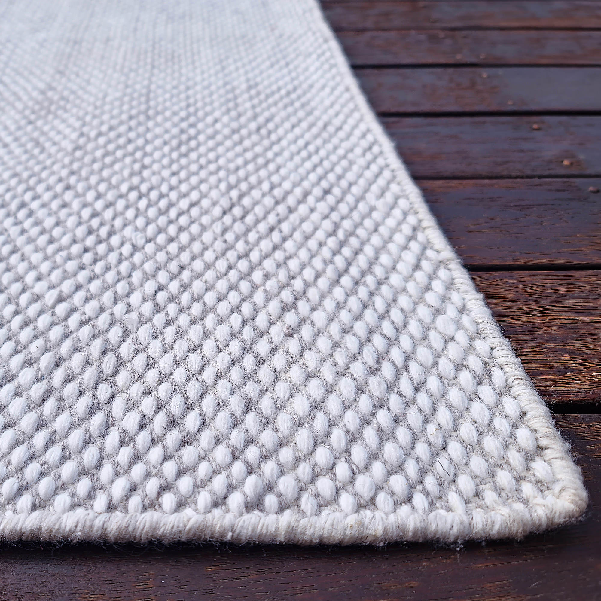 Hand Made PET Yarn Rug "Rain Silver" - RERAINSLR