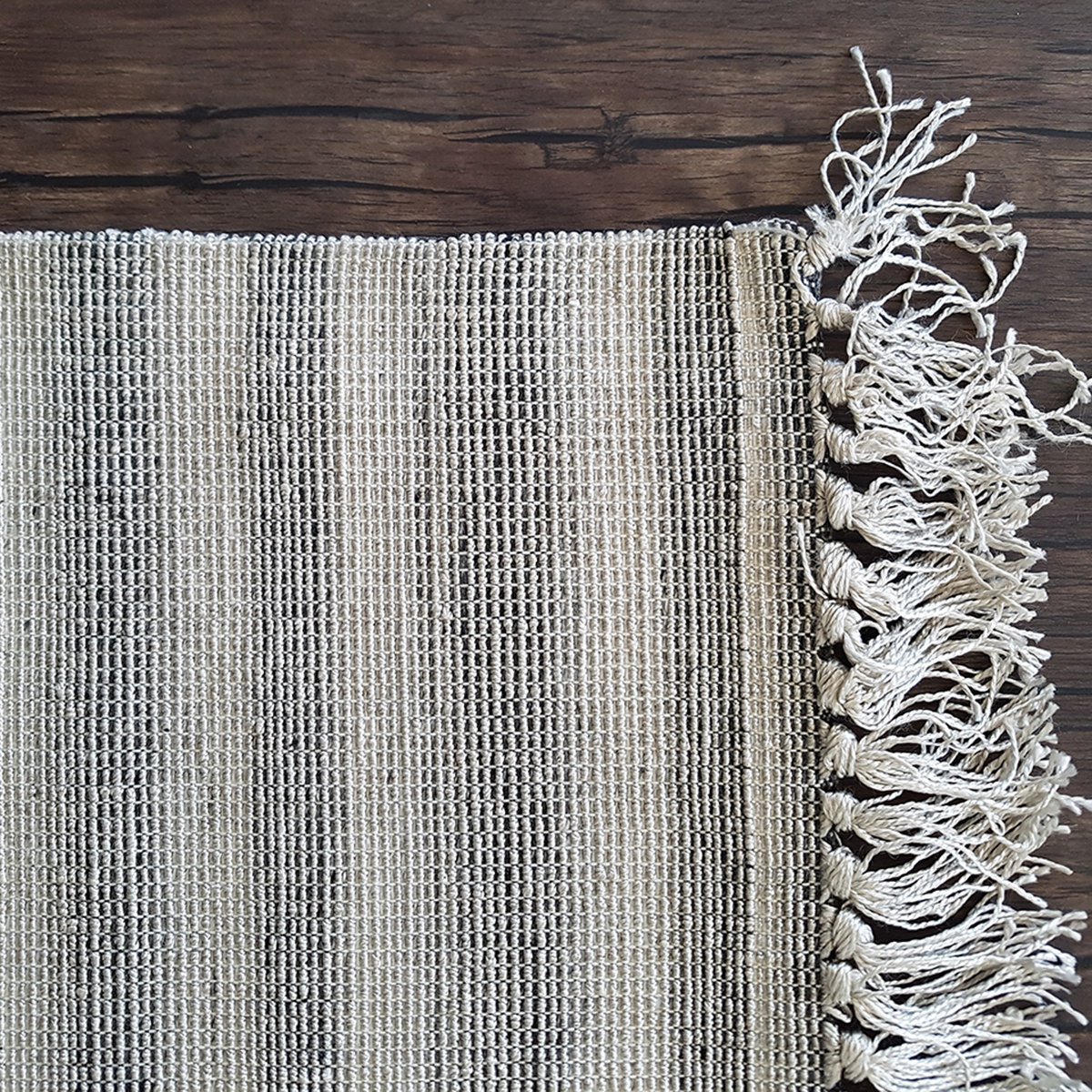 Hand Woven Viscose Rug With Fringe in Grey-Silver