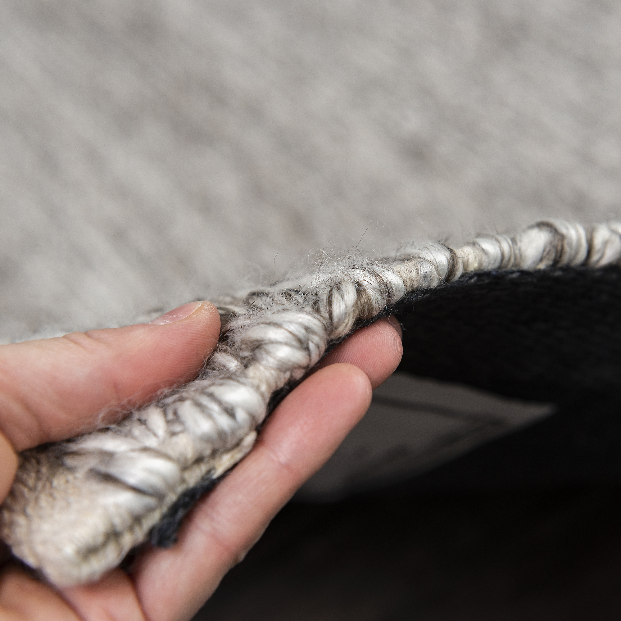 Hand Made Wool-Blend Rug Lynx in Beige