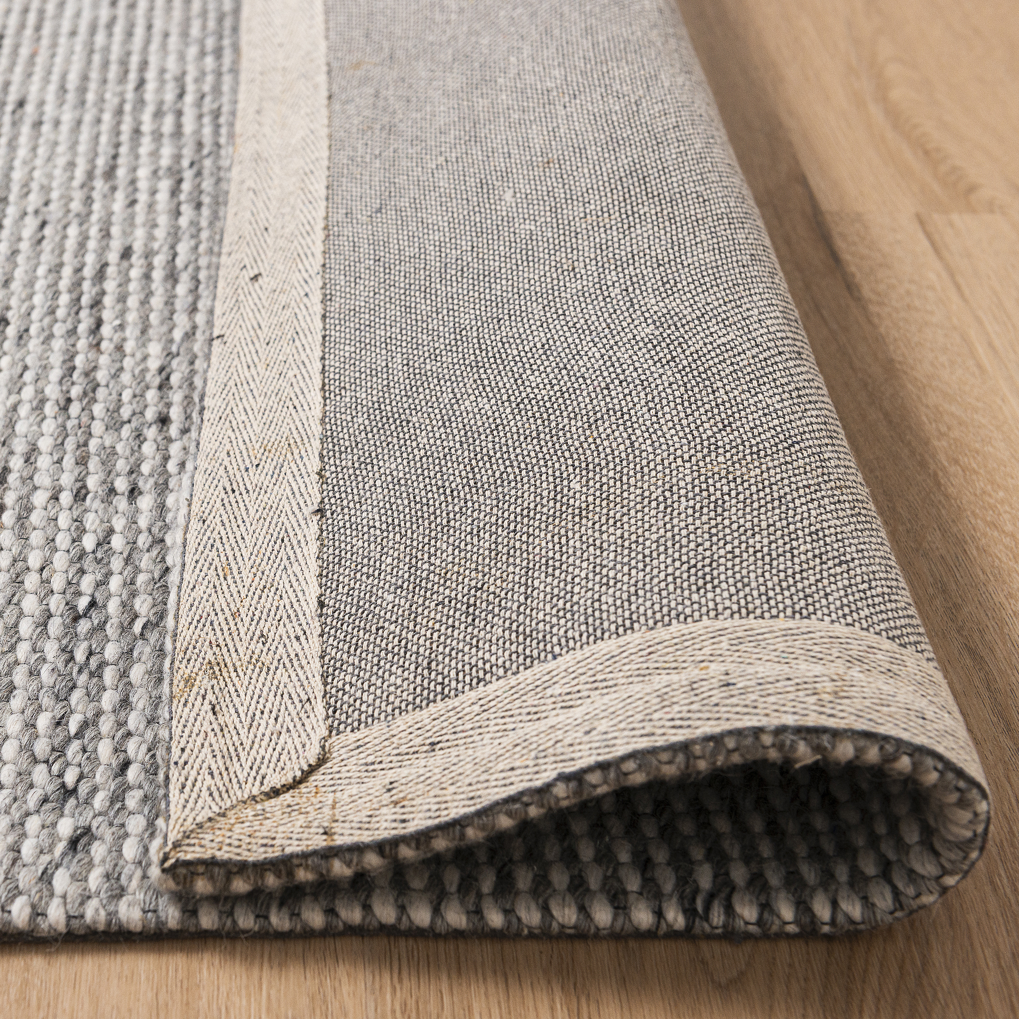 Hand Woven Wool Blend Rug - Radiance Grey - BCRADIAGRY