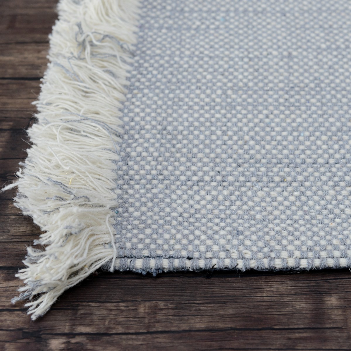 Wool Handloom Rug in Grey With Contrasting Fringe