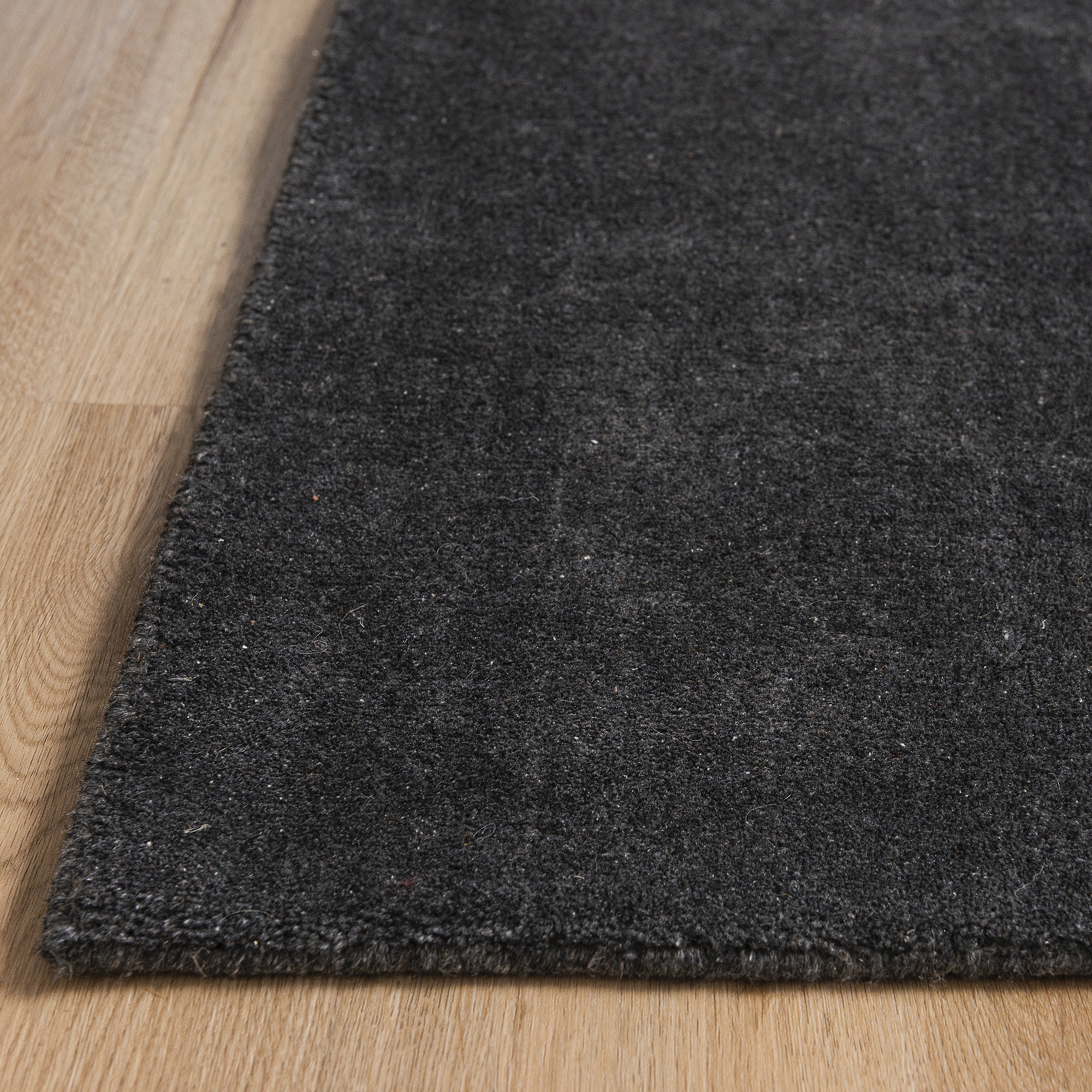 Hand Loom Knotted Wool Rug "Zaragoza" Dark Grey - FIZARAGODGRY